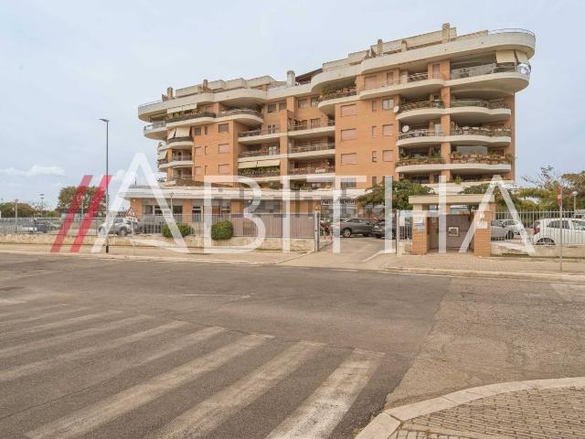 Appartamento in vendita di 120 m² in Via Giacomo Peroni