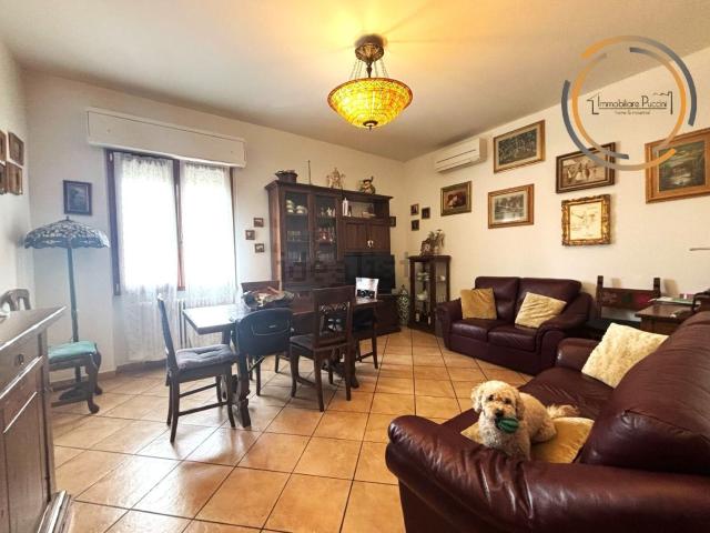 Appartamento in vendita di 120 m² in Via Giacomo Puccini, 216
