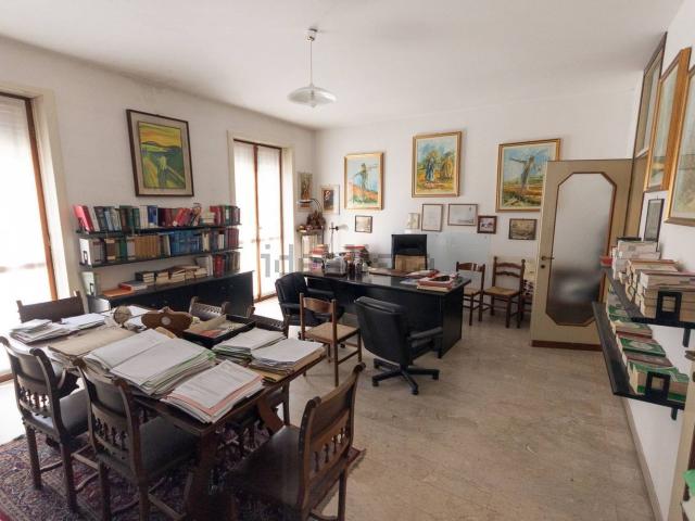 Appartamento in vendita di 120 m² in Via Gian Francesco Parravicini, 2
