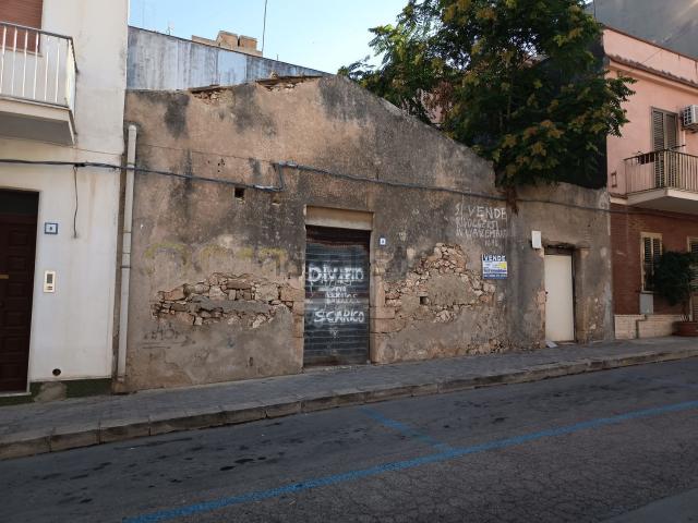 Appartamento in vendita di 120 m² in Via Giardina, 8