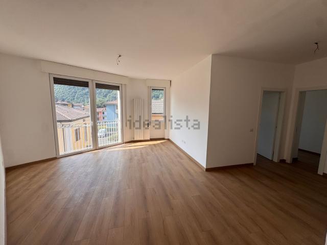 Appartamento in vendita di 120 m² in Via Giosuè Carducci, 10
