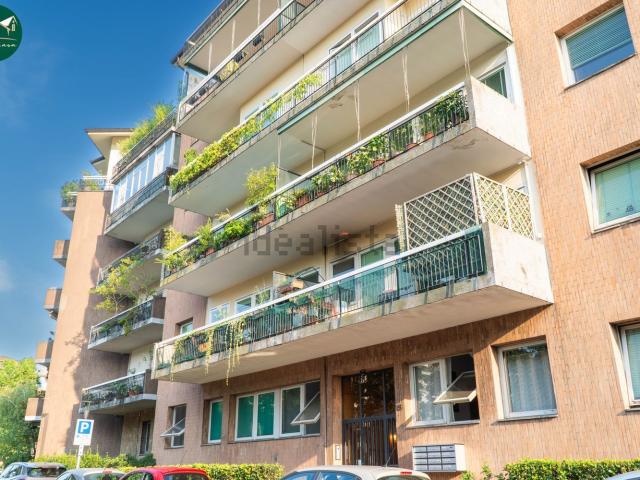 Appartamento in vendita di 120 m² in Via Giosuè Carducci