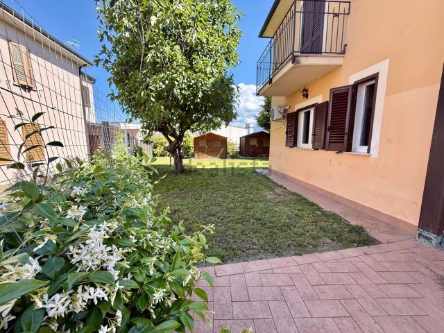 Appartamento in vendita di 120 m² in Via Giorgio Ambrosoli