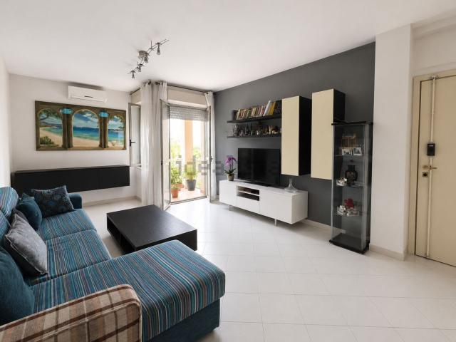 Appartamento in vendita di 120 m² in Via Giorgio Amendola