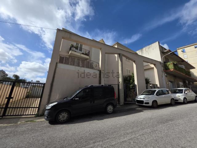 Appartamento in vendita di 120 m² in Via Giovanni Gentile