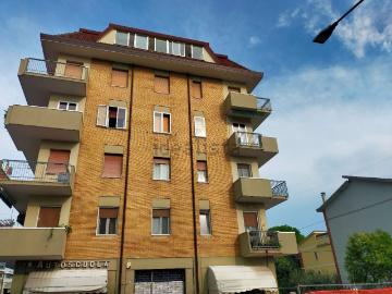 Appartamento in vendita di 120 m² in Via Giovanni Giolitti, 43