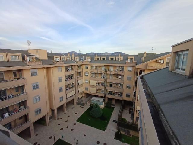 Appartamento in vendita di 120 m² in Via Grotta