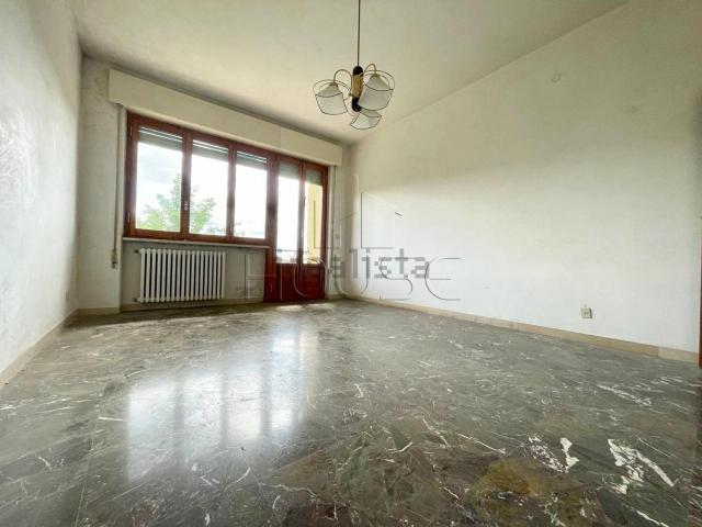 Appartamento in vendita di 130 m² in Via Guglielmo Marconi