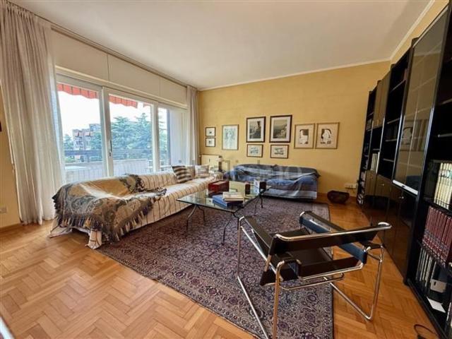 Appartamento in vendita di 120 m² in Via Guglielmo Oberdan