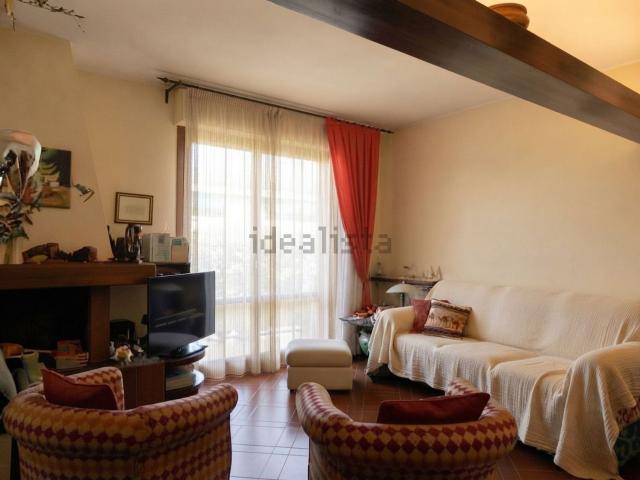 Appartamento in vendita di 120 m² in Via Guido Rossa