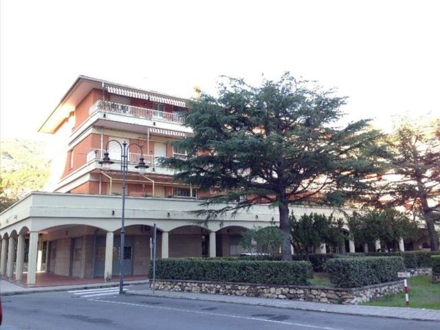 Appartamento in vendita di 120 m² in Via Guidobono