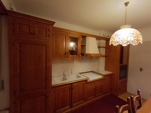 Appartamento in vendita di 120 m² in Via Dott. L. Rossetti