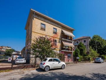 Appartamento in vendita di 120 m² in Via Domenico Muzzi, 3