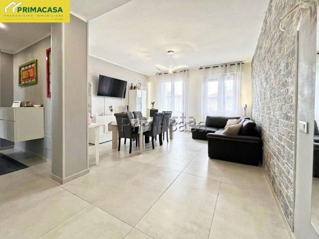 Appartamento in vendita di 120 m² in Via Domenico Piccoli