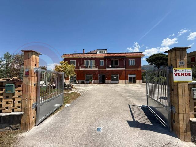 Appartamento in vendita di 120 m² in Via Domenico Torriero, 45