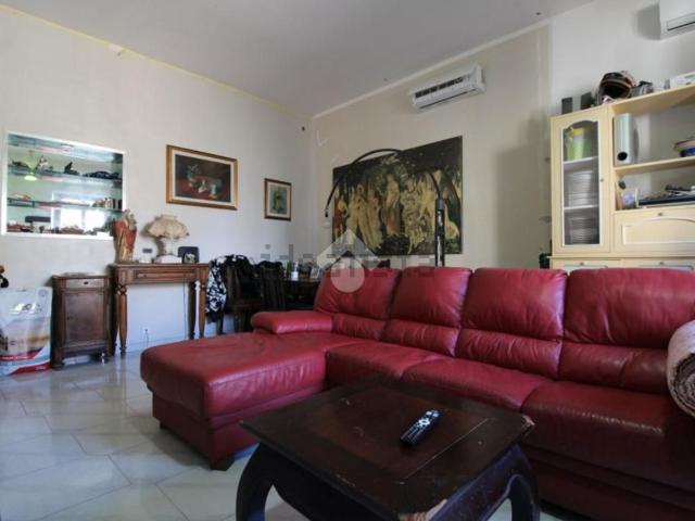 Appartamento in vendita di 120 m² in Via Don A. Camponeschi, 12
