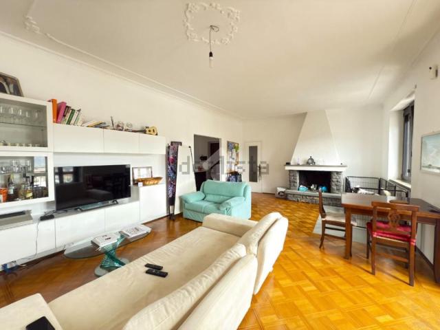 Appartamento in vendita di 120 m² in Via Don Andrea Pogolotto, 62