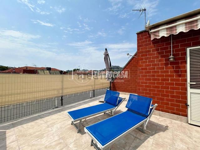 Appartamento in vendita di 120 m² in Via Don Balbiano