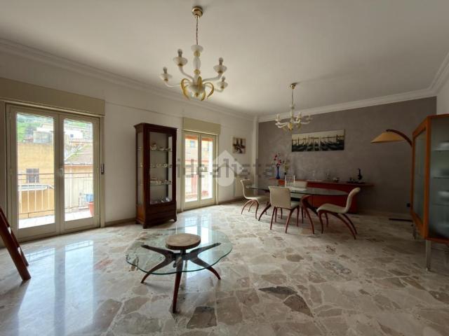 Appartamento in vendita di 120 m² in Via Don Luigi Sturzo, 9