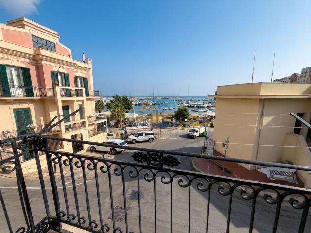 Appartamento in vendita di 120 m² in Via Don Leonardo Zangara