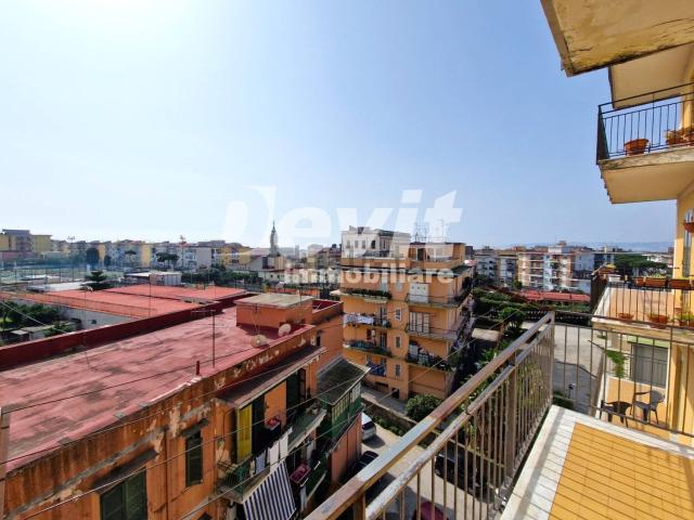Appartamento in vendita di 120 m² in Via Dalbono