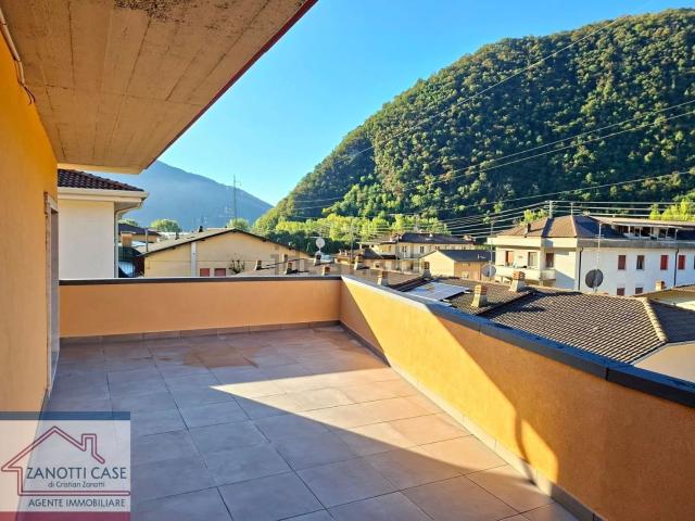 Appartamento in vendita di 120 m² in Via Dante Alighieri, 183
