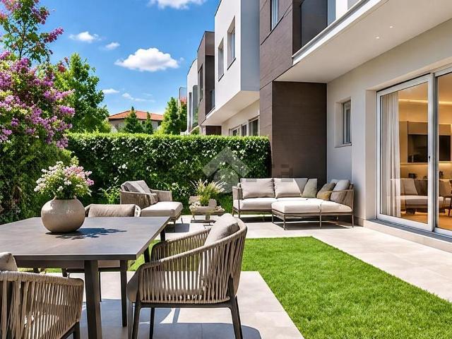 Appartamento in vendita di 120 m² in Via degli Alpini