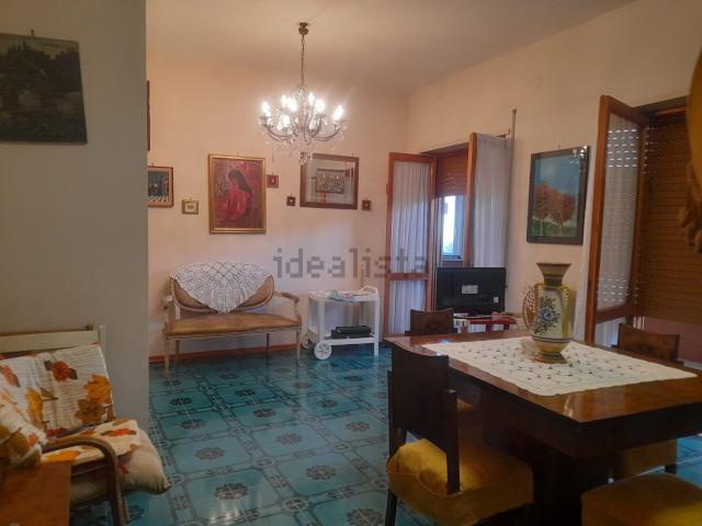 Appartamento in vendita di 120 m² in Via dei Mughetti
