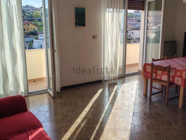 Appartamento in vendita di 120 m² in Via dei Marrucini