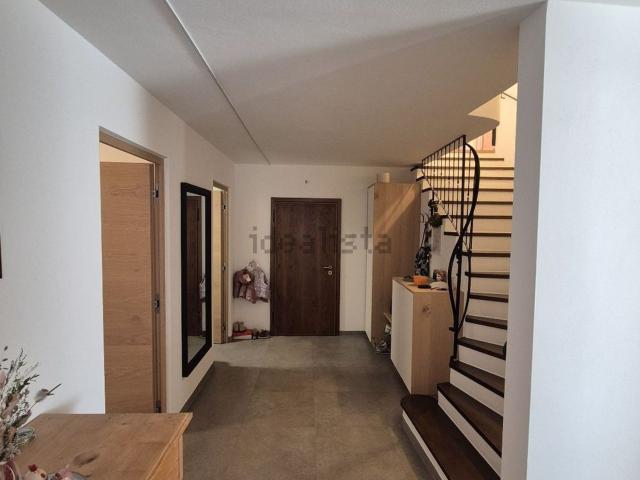 Appartamento in vendita di 120 m² in Via dei Molini