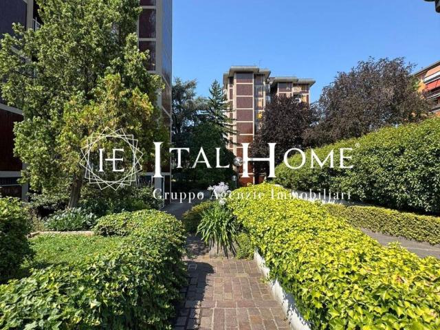 Appartamento in vendita di 120 m² in Via dei Ciclamini