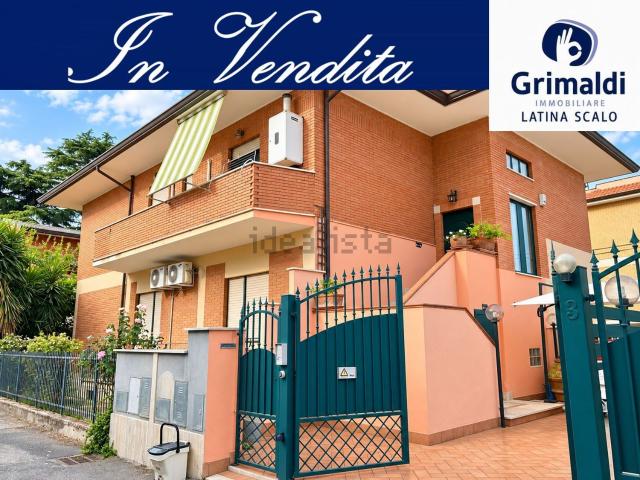 Appartamento in vendita di 120 m² in Via del Mughetto, 3
