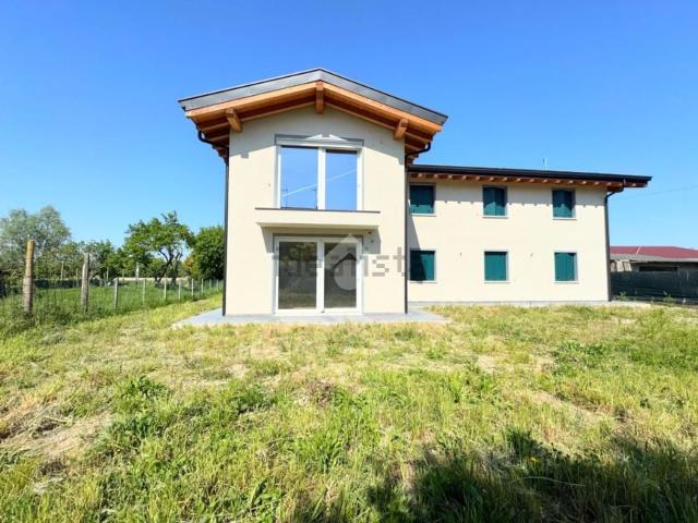 Appartamento in vendita di 120 m² in Via del Bersagliere, 46