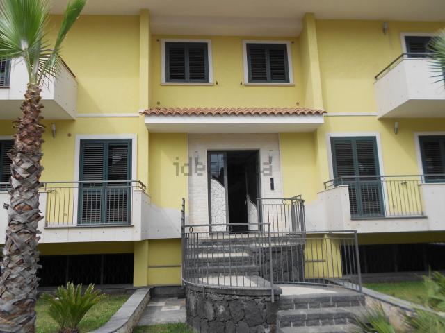 Appartamento in vendita di 120 m² in Via del Bosco