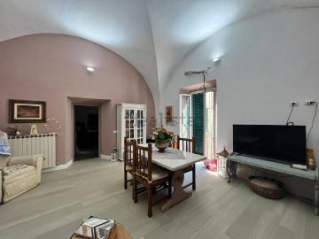 Appartamento in vendita di 120 m² in Via del Crocifisso, 15