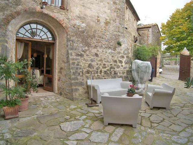 Appartamento in vendita di 120 m² in Via del Gallo Nero