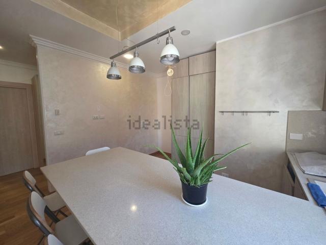 Appartamento in vendita di 120 m² in Via del Lavoro, 1
