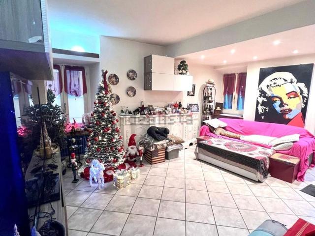 Appartamento in vendita di 120 m² in Via dell&apos olivo