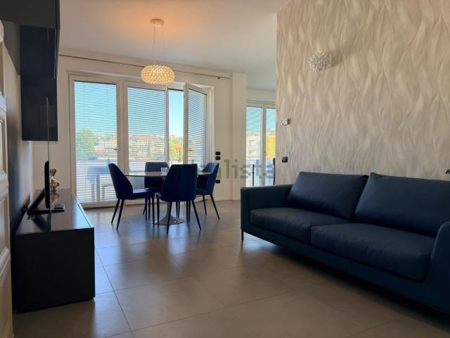 Appartamento in vendita di 120 m² in Via dell&apos Agricoltura