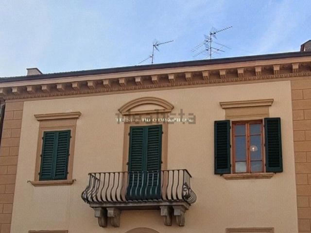 Appartamento in vendita di 120 m² in Via della chiesa