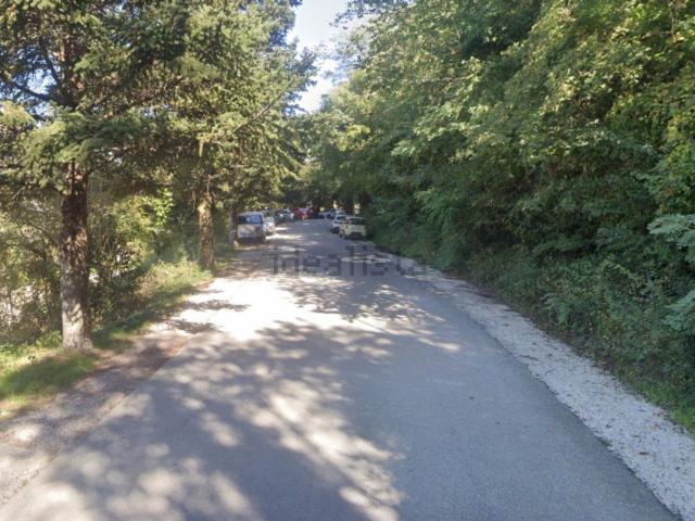 Appartamento in vendita di 120 m² in Via della Rocca