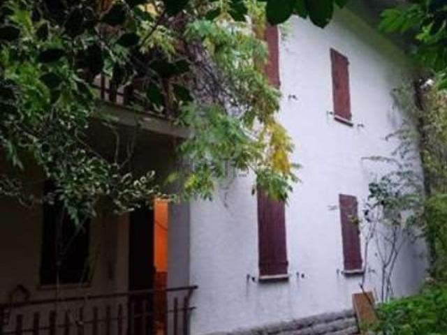 Appartamento in vendita di 120 m² in Via Divisione Tridentina, 153
