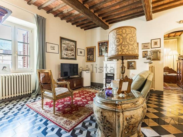 Appartamento in vendita di 120 m² in Via di San Lorenzo, 9