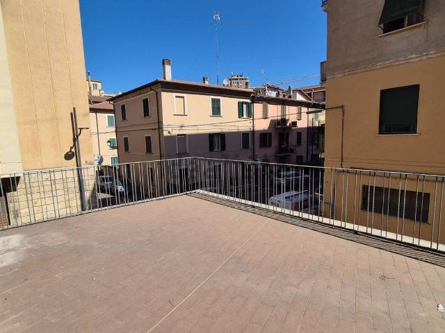 Appartamento in vendita di 120 m² in Via di Porta San Giovanni, 32