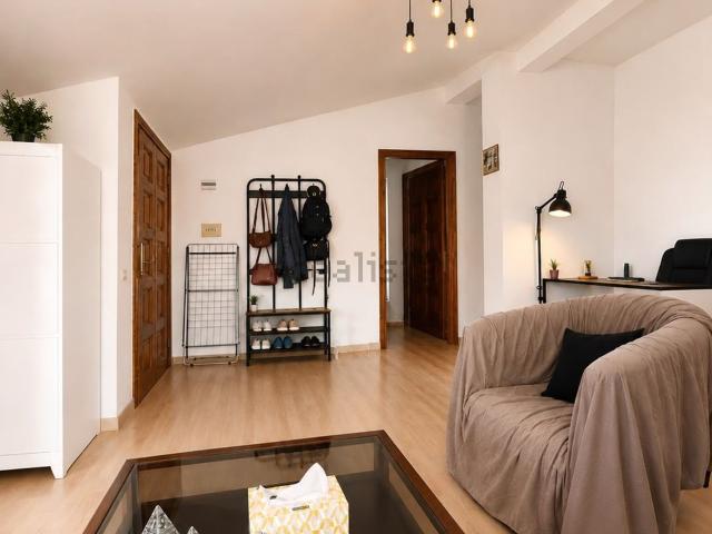 Appartamento in vendita di 120 m² in Via di Prato Corazza, 26