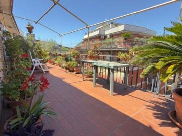 Appartamento in vendita di 120 m² in Via Dino Penazzato, 27