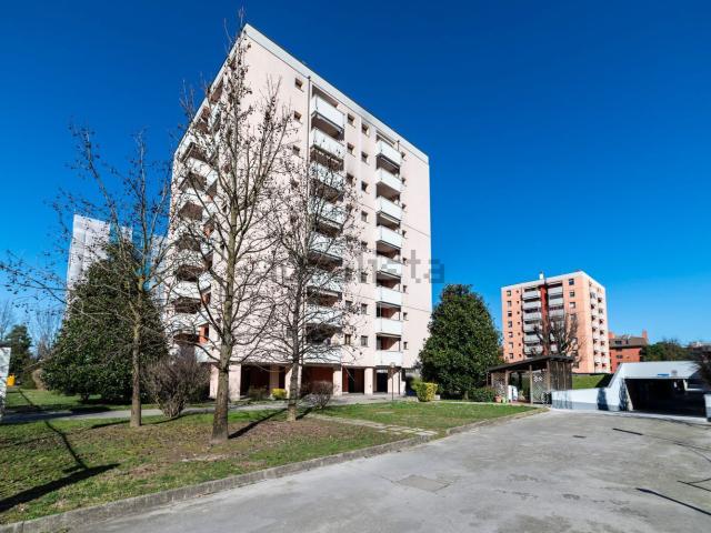 Appartamento in vendita di 120 m² in Via Duccio di Buoninsegna, 3