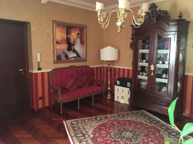 Appartamento in vendita di 120 m² in Via Enna, 16