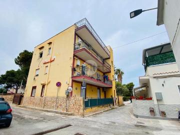 Appartamento in vendita di 124 m² in Via Elio Vittorini, 1