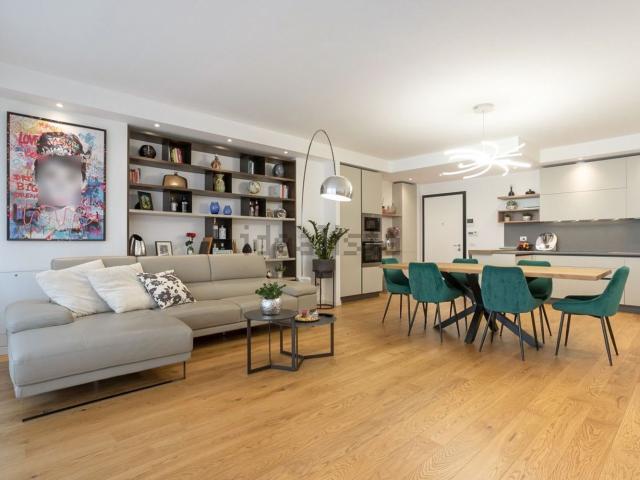Appartamento in vendita di 125 m² in Via Ermete Novelli, 2